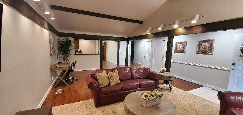 Furnished Finder property 338326_1 photo 5