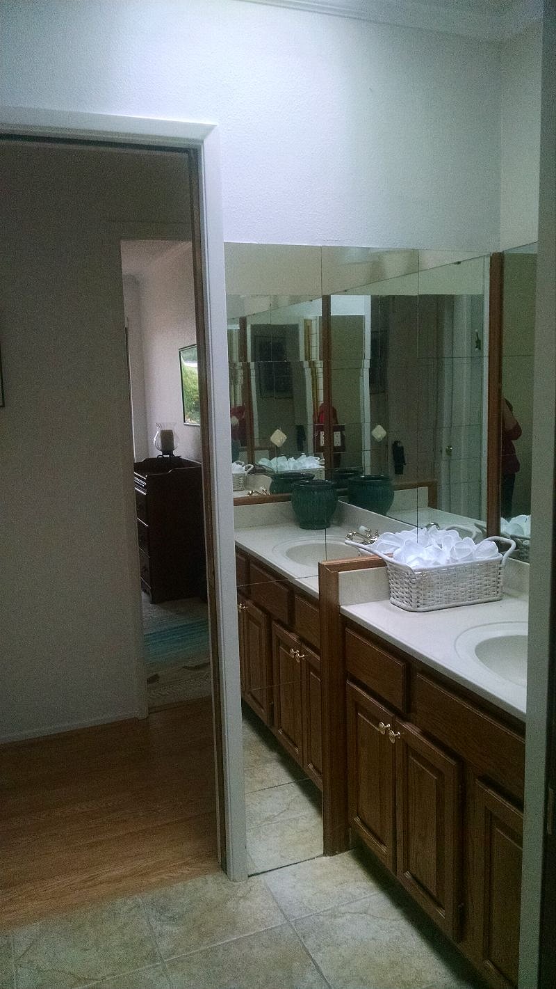Furnished Finder property 338379_1 photo 9