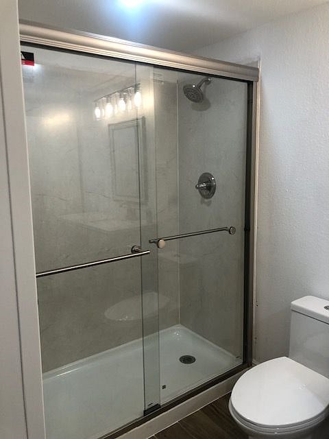2nd Bath Walk in Shower