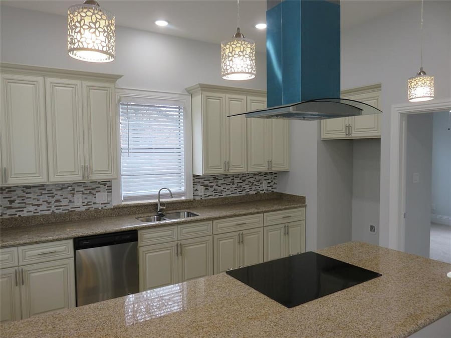 Furnished Finder property 338437_1 photo 10
