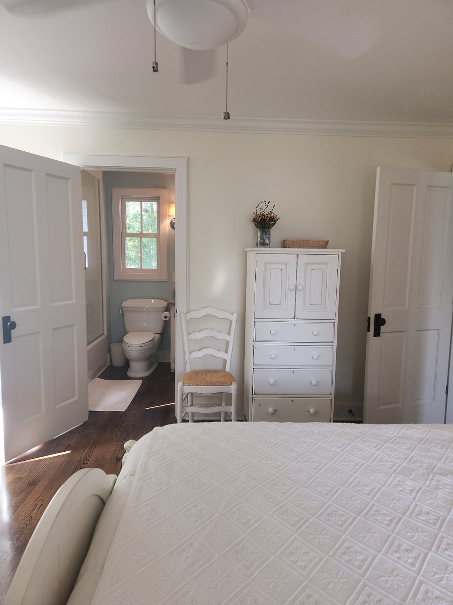 Furnished Finder property 338551_2 photo 4