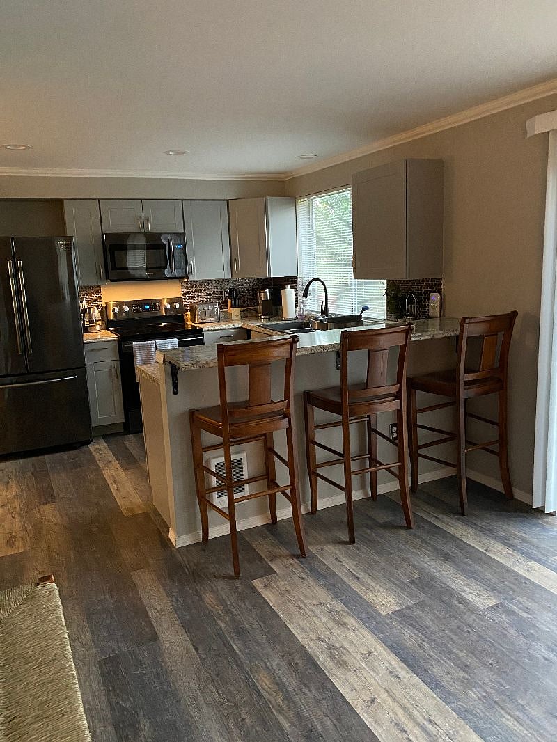Furnished Finder property 338732_1 photo 9