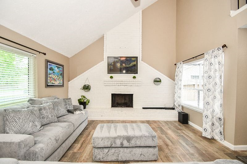 Furnished Finder property 338742_1 photo 3