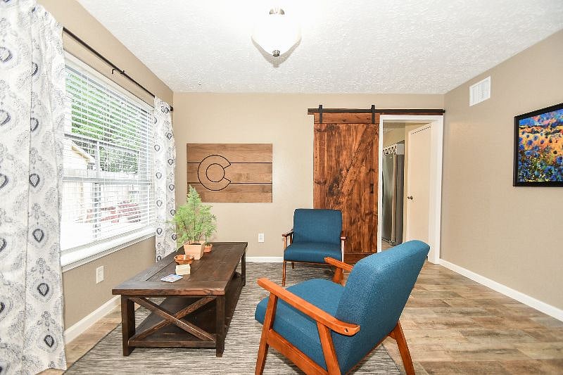 Furnished Finder property 338742_1 photo 7