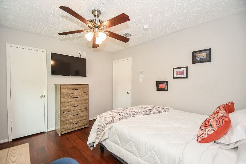 Furnished Finder property 338742_1 photo 28