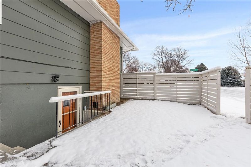 Furnished Finder property 338750_1 photo 17