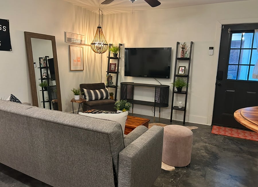 Furnished Finder property 338778_1 photo 4