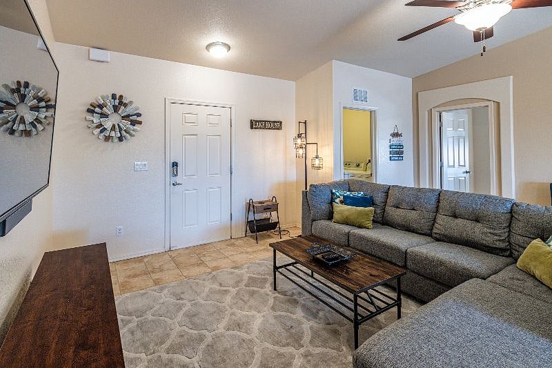 Furnished Finder property 338833_1 photo 4