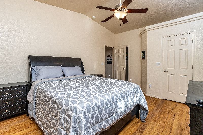 Furnished Finder property 338833_1 photo 10