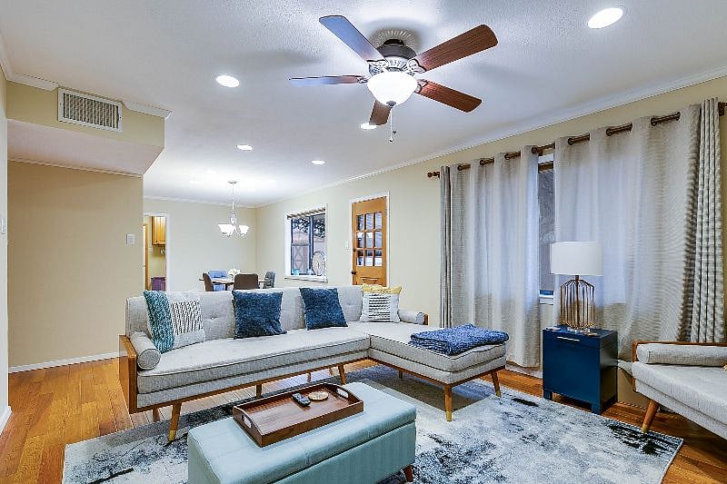 Furnished Finder property 338869_2 photo 7