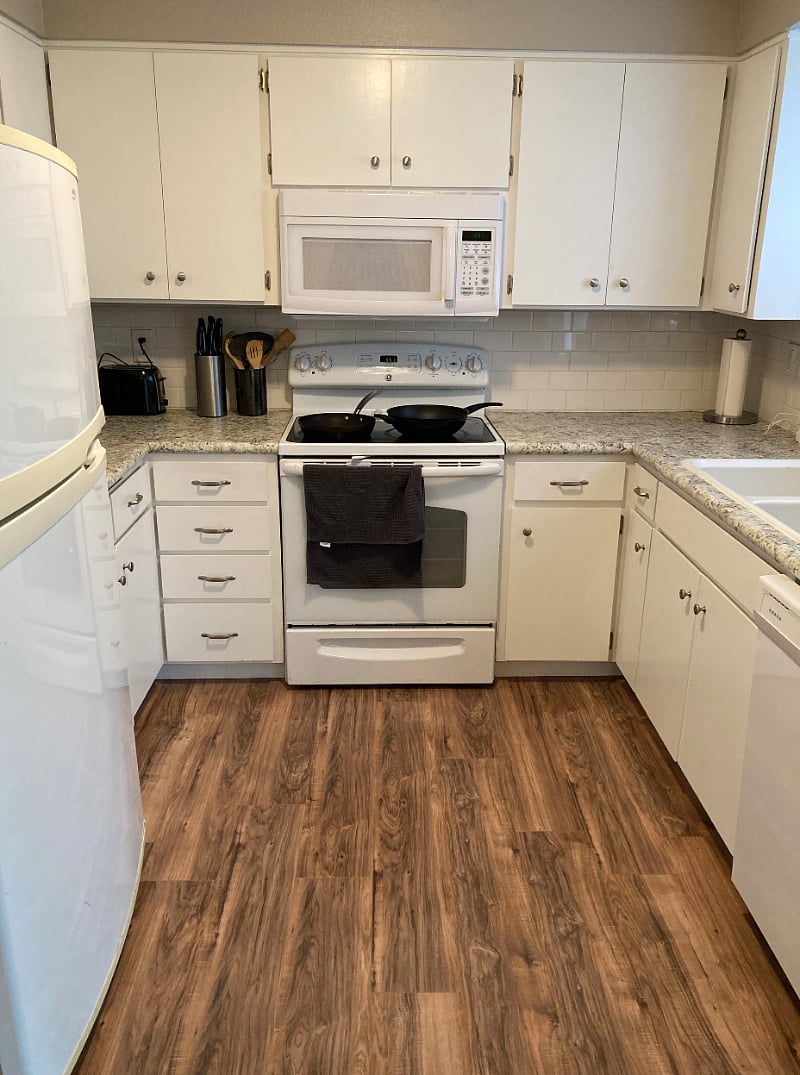 Furnished Finder property 338900_1 photo 10