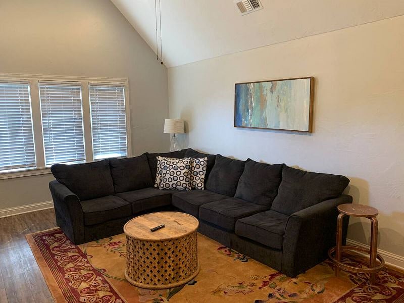 Furnished Finder property 339009_1 photo 4