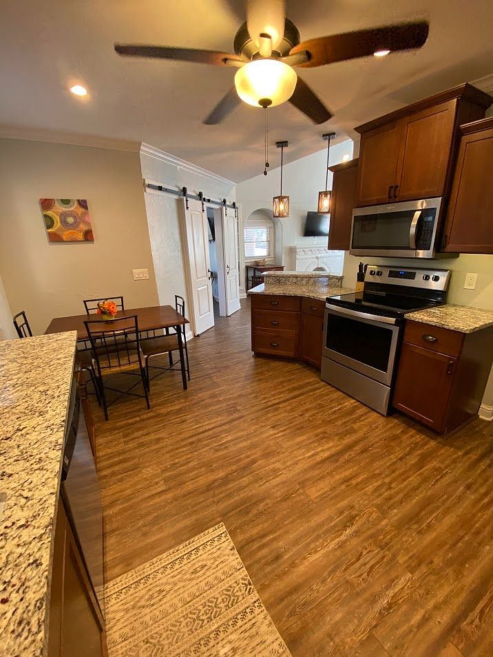 Furnished Finder property 339009_1 photo 29