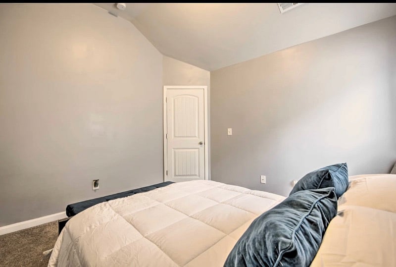 Furnished Finder property 339035_1 photo 18