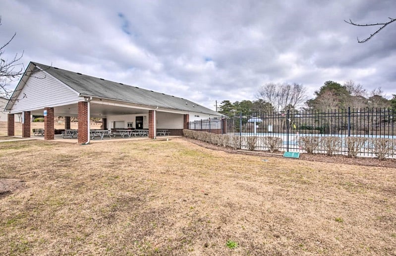 Furnished Finder property 339035_1 photo 22
