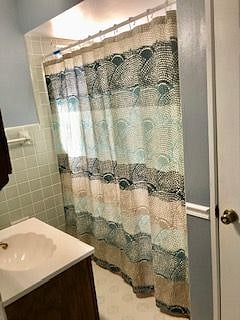 Bathroom #1 with Shower Curtain