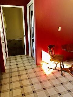 Stairs Down To Basement From Kitchen