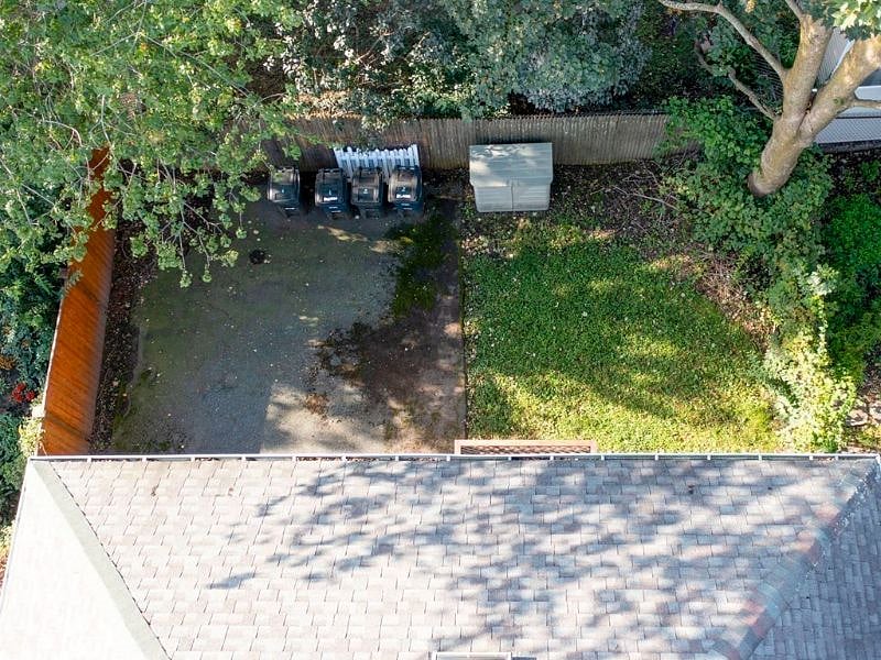 Furnished Finder property 339213_1 photo 17