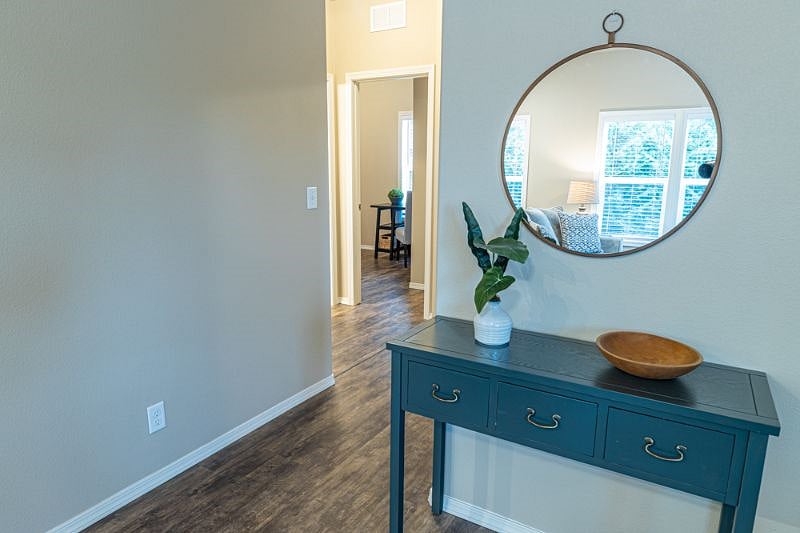 ENTRY & HALLWAY