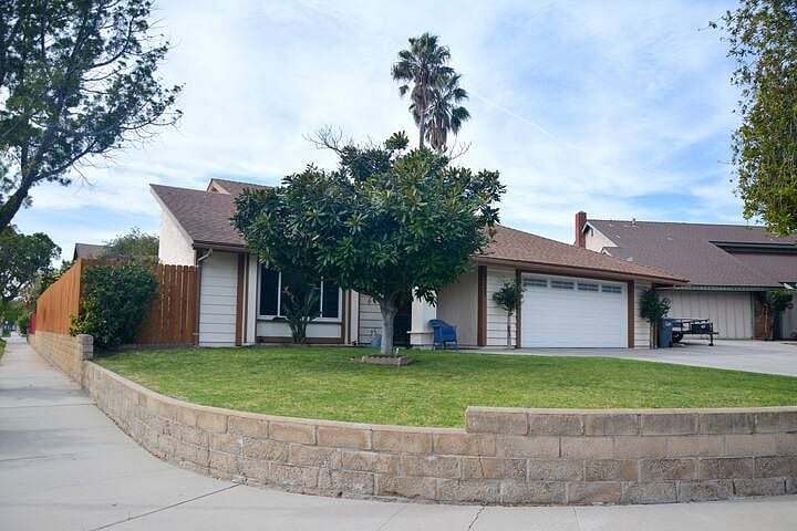 Furnished Finder property 339568_1 photo 31