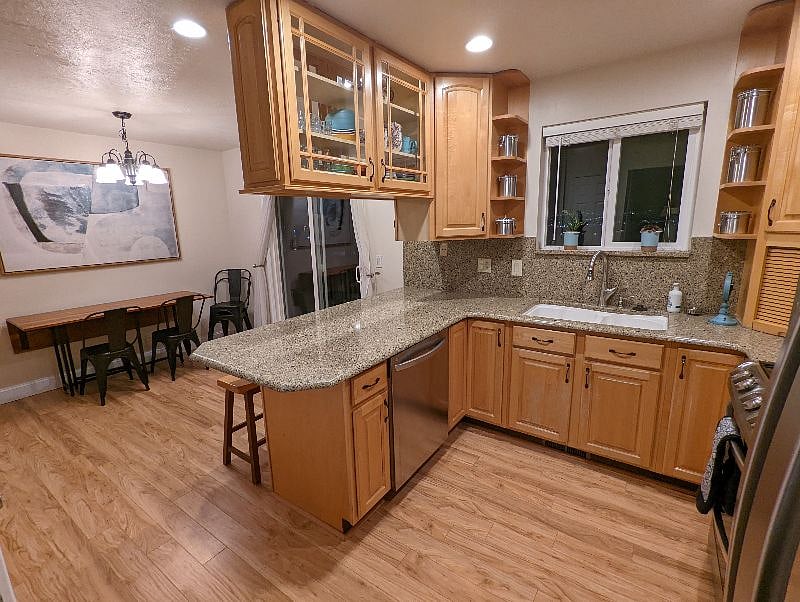 Furnished Finder property 339634_1 photo 6