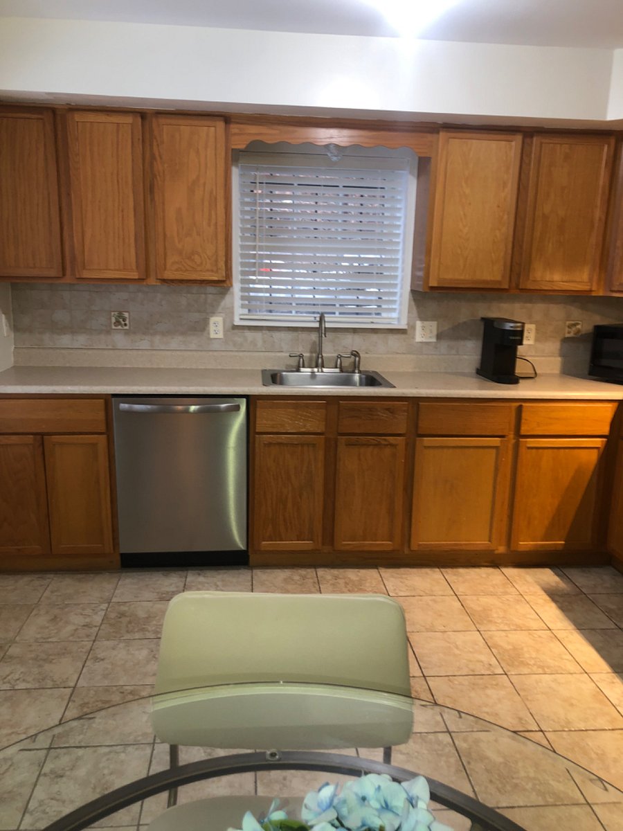 Furnished Finder property 339650_1 photo 4