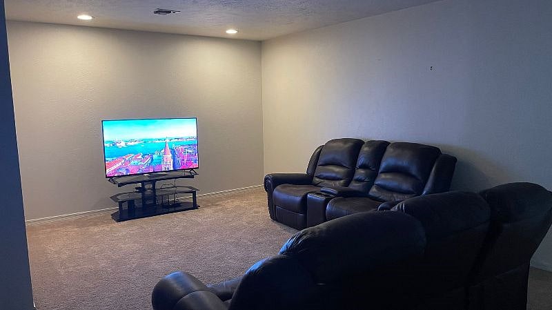 Furnished Finder property 339689_1 photo 3
