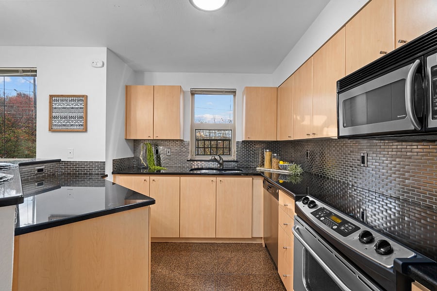 Furnished Finder property 339712_1 photo 8