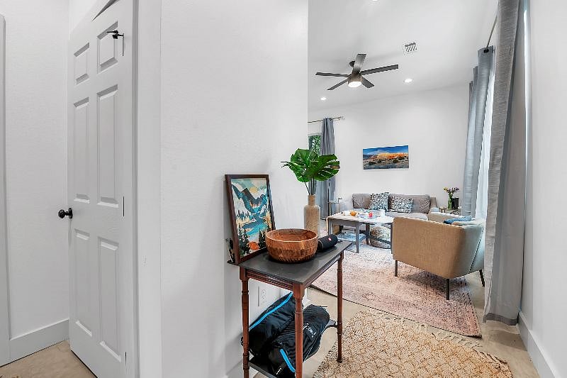 Furnished Finder property 339822_2 photo 9