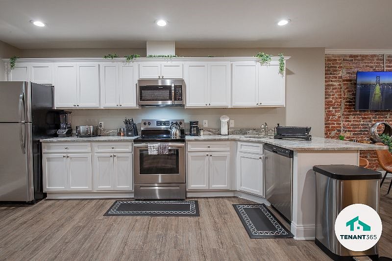 Furnished Finder property 339841_1 photo 4