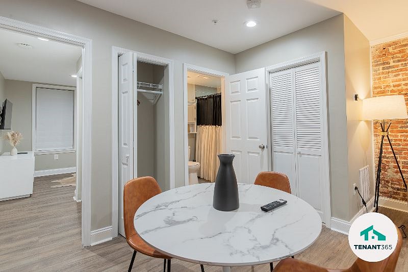 Furnished Finder property 339841_1 photo 8