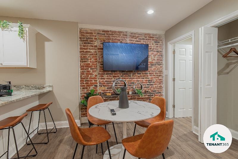 Furnished Finder property 339841_1 photo 9
