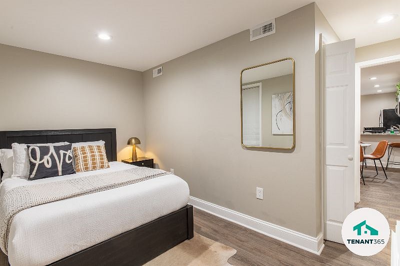 Furnished Finder property 339841_1 photo 17