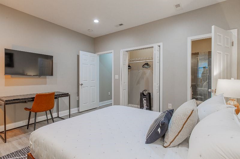 Furnished Finder property 339841_3 photo 25
