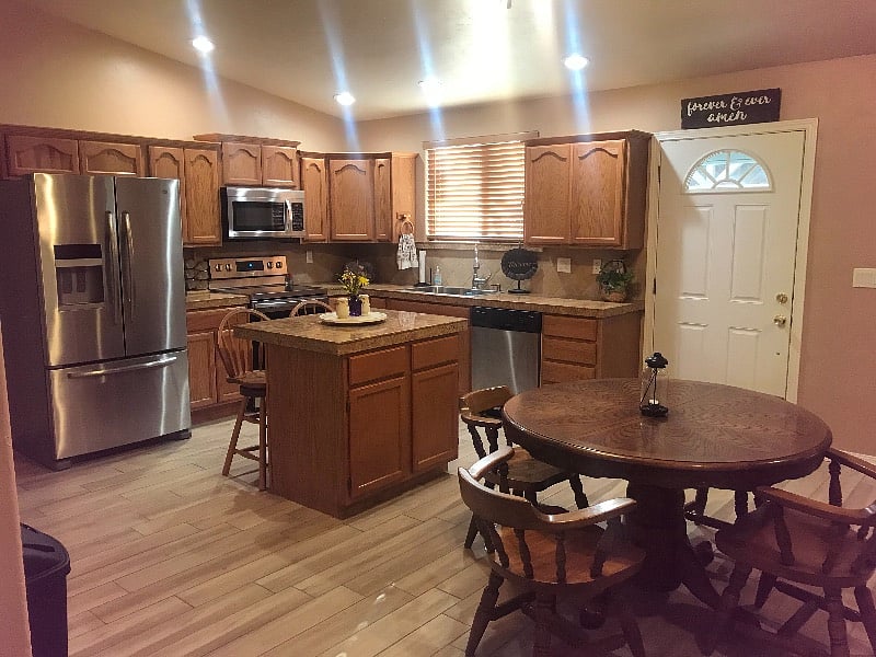 fully equipped kitchen