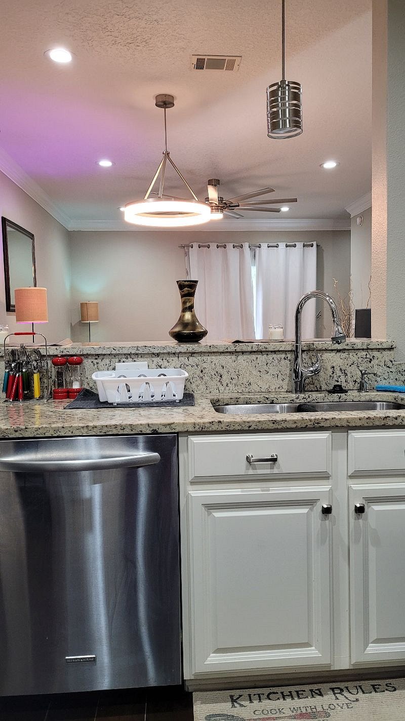 Furnished Finder property 339886_1 photo 6