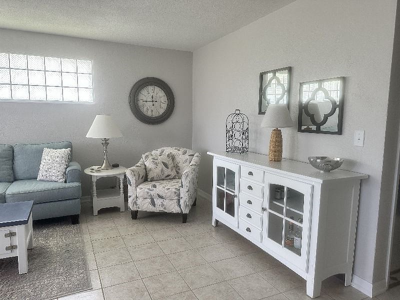 Furnished Finder property 340211_1 photo 8