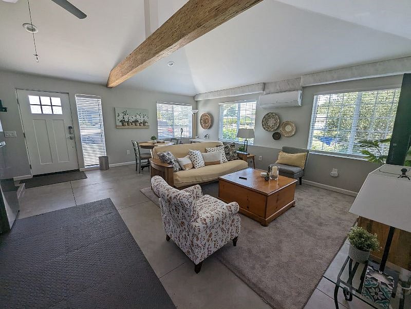Furnished Finder property 340398_1 photo 3