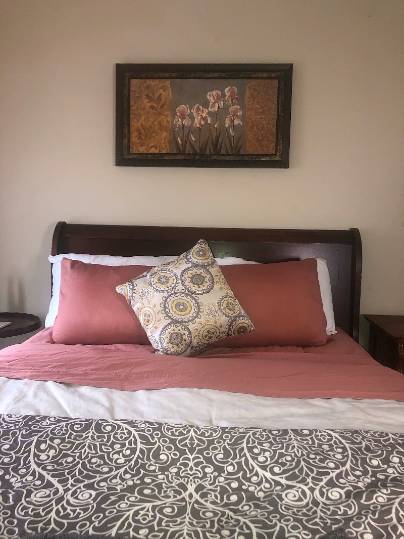 Front bedroom with queen bed