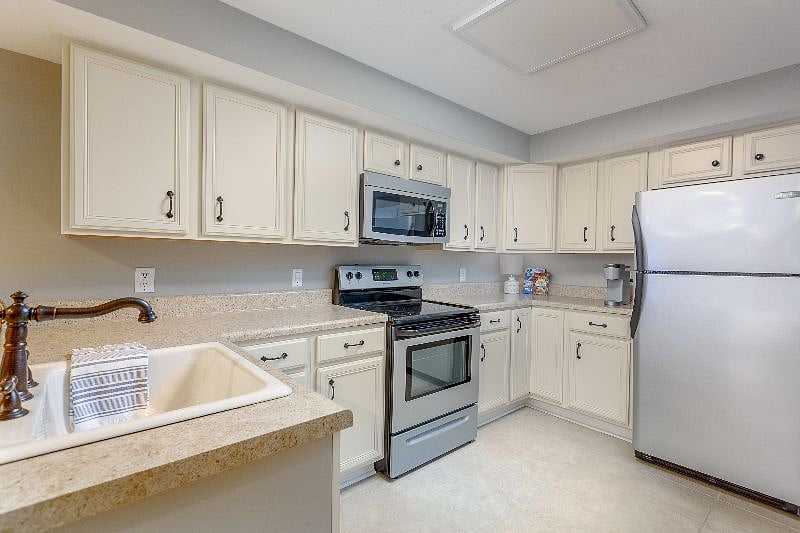 Furnished Finder property 340570_1 photo 8