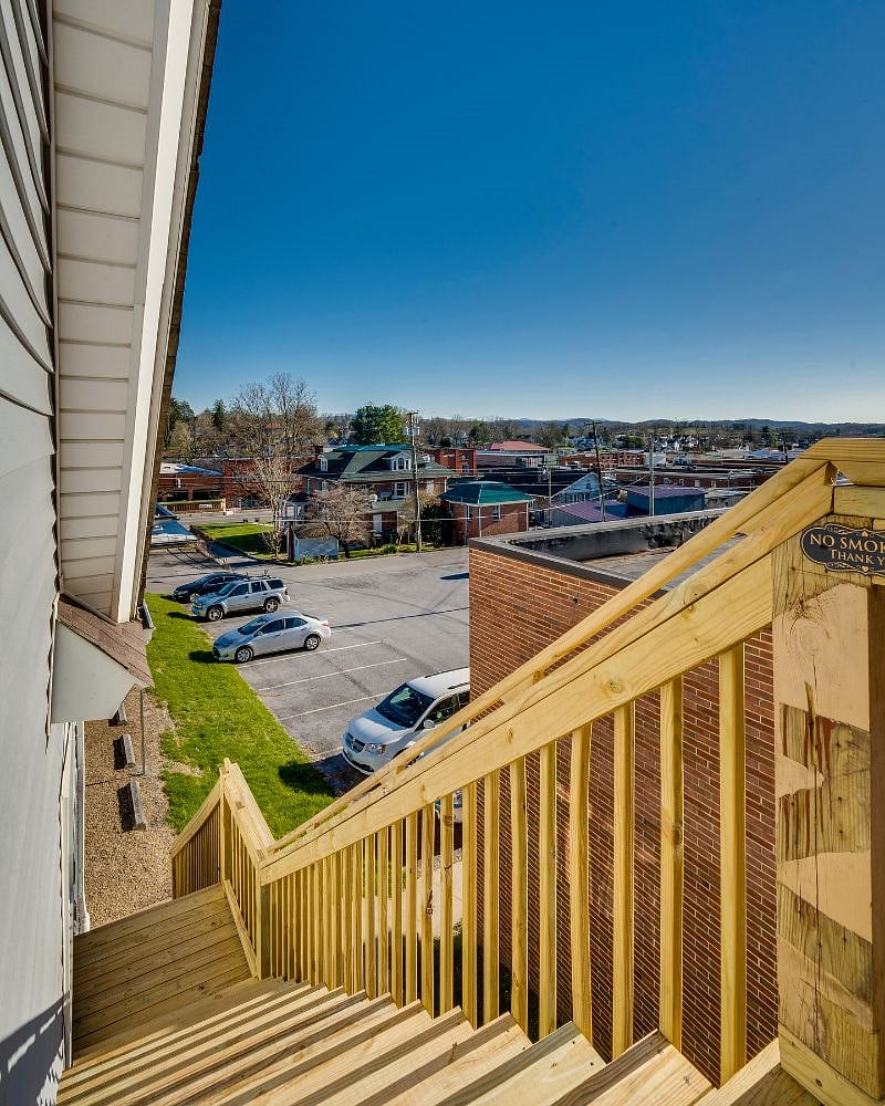 Furnished Finder property 340570_2 photo 18