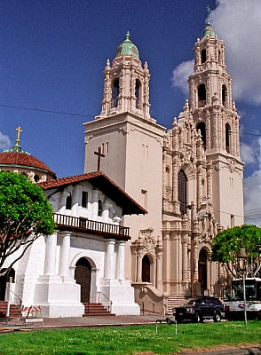 Beautiful Mission Dolores 25 min walk away.