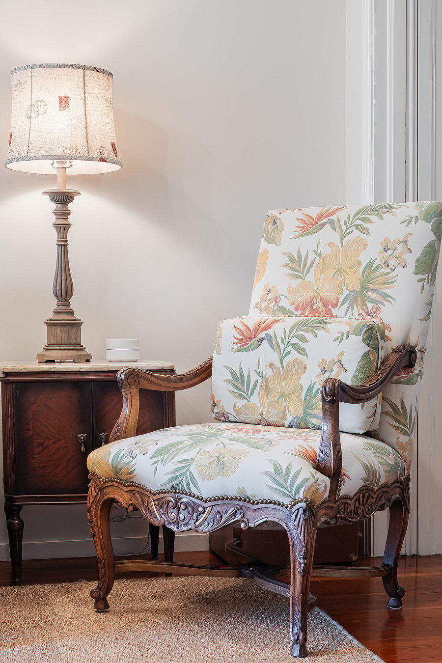 Beautifully appointed living room with lots of comfortable seating.
