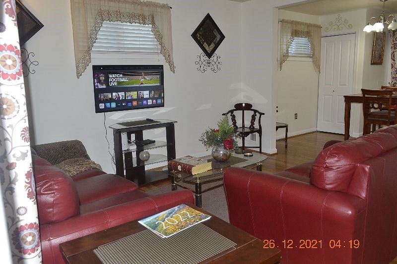 Furnished Finder property 340678_2 photo 3