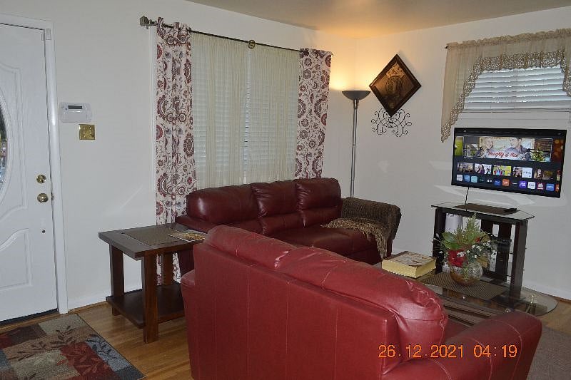 Furnished Finder property 340678_2 photo 4