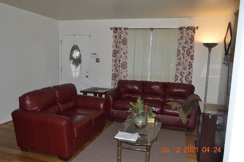 Furnished Finder property 340678_2 photo 9