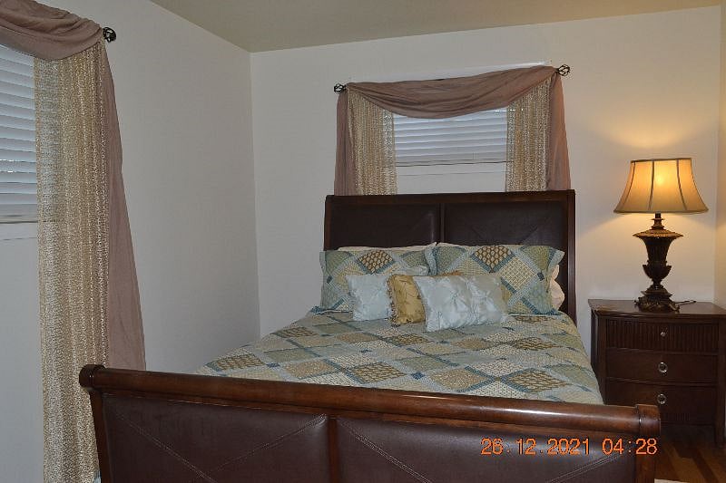 Furnished Finder property 340678_2 photo 12