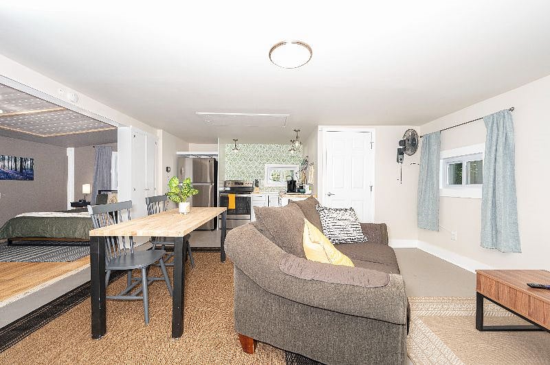 Furnished Finder property 340766_2 photo 3
