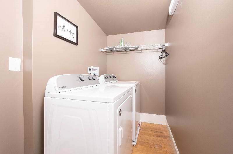 Furnished Finder property 340766_2 photo 6