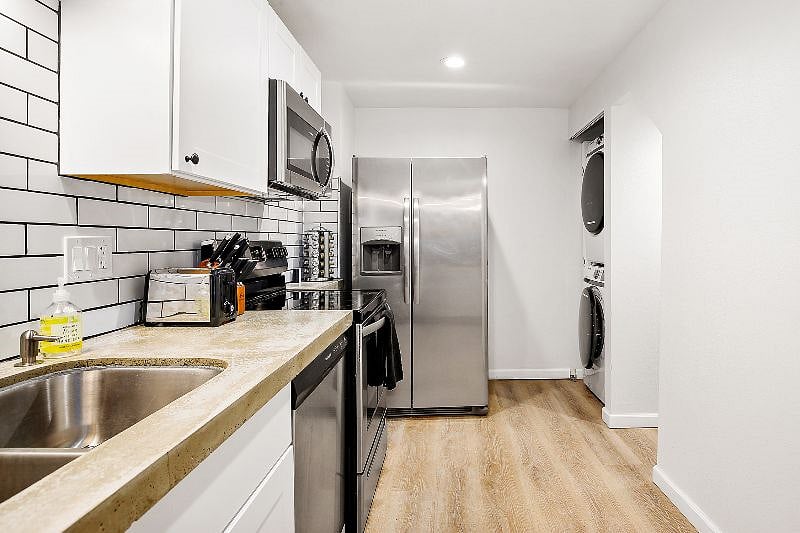 Furnished Finder property 340827_1 photo 16
